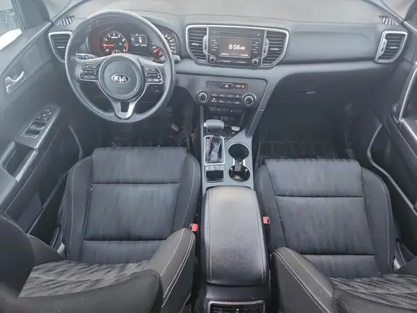KNDPMCAC5H7044849 2017 KIA SPORTAGE - Image 8