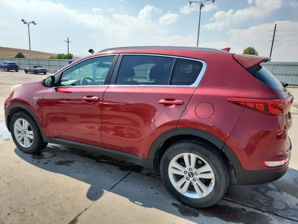 KNDPMCAC5H7050571 2017 KIA SPORTAGE - Image 2