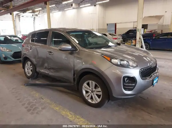 KNDPMCAC5H7054877 2017 KIA SPORTAGE - Image 1