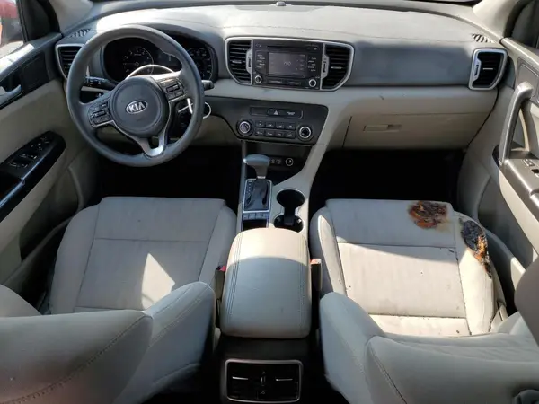 KNDPMCAC5H7055933 2017 KIA SPORTAGE - Image 8