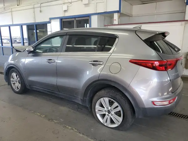 KNDPMCAC5H7064146 2017 KIA SPORTAGE - Image 2