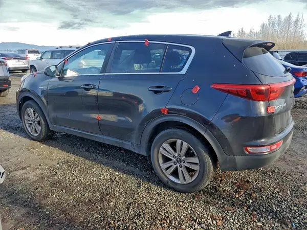 KNDPMCAC5H7078435 2017 KIA SPORTAGE - Image 2