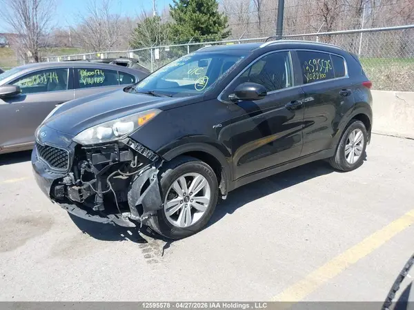 KNDPMCAC5H7082100 2017 KIA SPORTAGE - Image 2