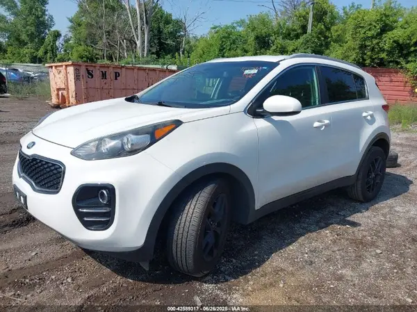 KNDPMCAC5H7101034 2017 KIA SPORTAGE - Image 2