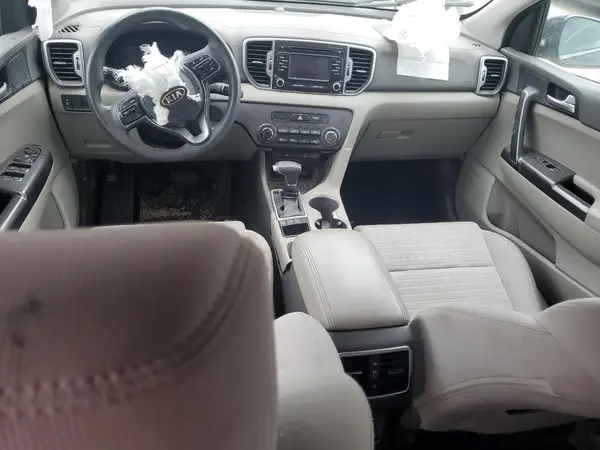 KNDPMCAC5H7113930 2017 KIA SPORTAGE - Image 8