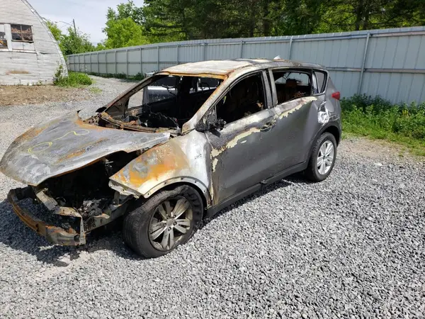 KNDPMCAC5H7115273 2017 KIA SPORTAGE - Image 2