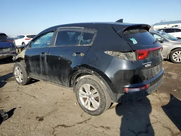 KNDPMCAC5H7116018 2017 KIA SPORTAGE - Image 2
