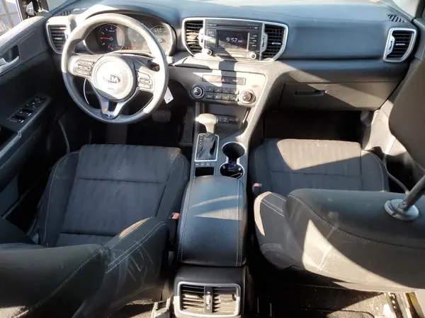KNDPMCAC5H7116018 2017 KIA SPORTAGE - Image 8