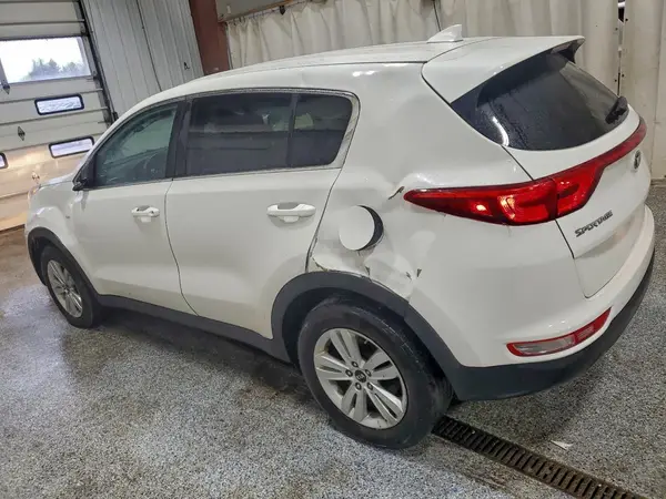 KNDPMCAC5H7117041 2017 KIA SPORTAGE - Image 2