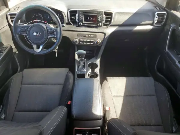 KNDPMCAC5H7121235 2017 KIA SPORTAGE - Image 8