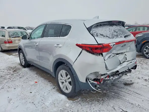 KNDPMCAC5H7124216 2017 KIA SPORTAGE - Image 2
