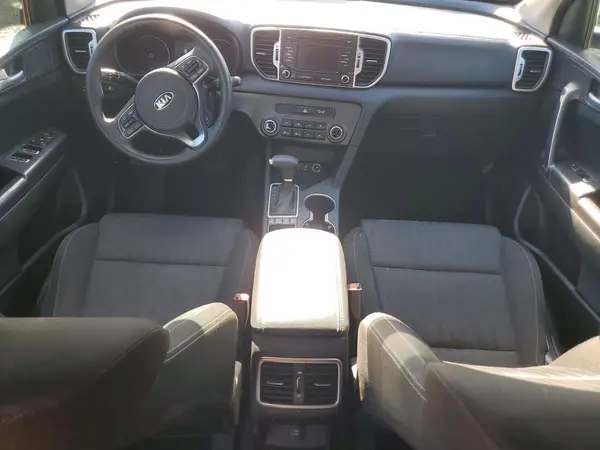 KNDPMCAC5H7145843 2017 KIA SPORTAGE - Image 8