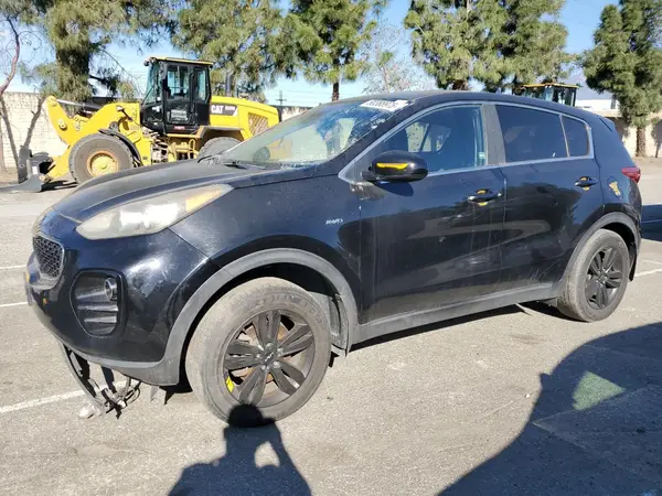 KNDPMCAC5H7162741 2017 KIA SPORTAGE - Image 1