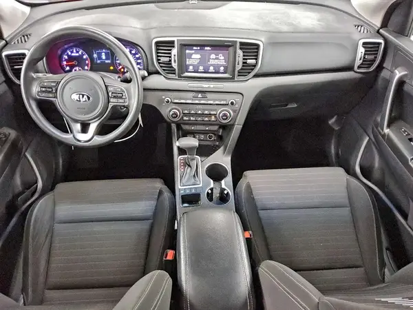 KNDPMCAC5H7163713 2017 KIA SPORTAGE - Image 8