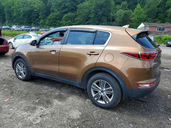 KNDPMCAC5H7186635 2017 KIA SPORTAGE - Image 2