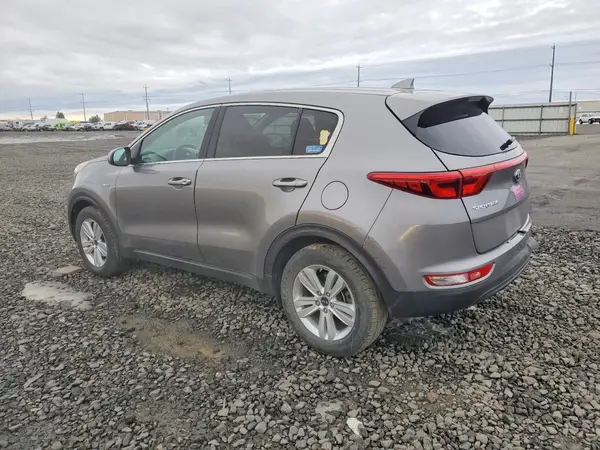KNDPMCAC5H7187445 2017 KIA SPORTAGE - Image 2