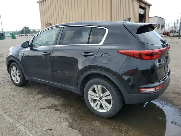 KNDPMCAC5H7188532 2017 KIA SPORTAGE - Image 2