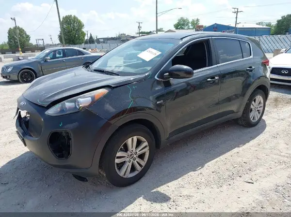 KNDPMCAC5H7200954 2017 KIA SPORTAGE - Image 2