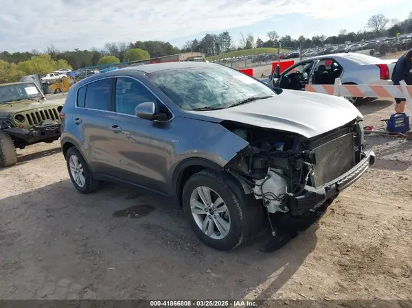 KNDPMCAC5H7223294 2017 KIA SPORTAGE - Image 1
