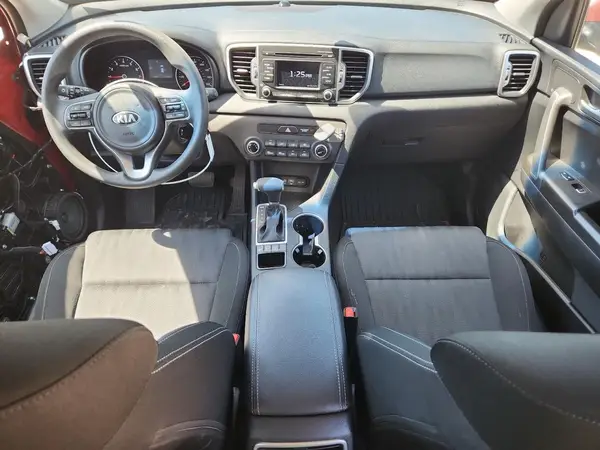 KNDPMCAC5H7270938 2017 KIA SPORTAGE - Image 8