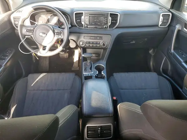 KNDPMCAC5H7276769 2017 KIA SPORTAGE - Image 8