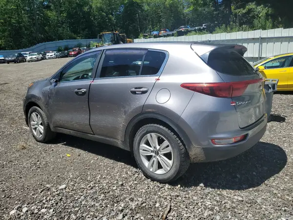KNDPMCAC5J7305547 2018 KIA SPORTAGE - Image 2
