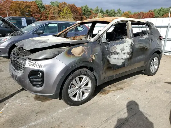 KNDPMCAC5J7324955 2018 KIA SPORTAGE - Image 1
