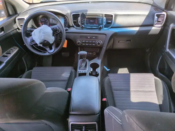 KNDPMCAC5J7332487 2018 KIA SPORTAGE - Image 8
