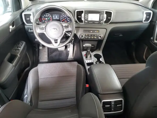 KNDPMCAC5J7344672 2018 KIA SPORTAGE - Image 8
