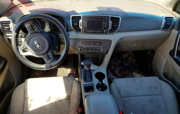 KNDPMCAC5J7368812 2018 KIA SPORTAGE - Image 8