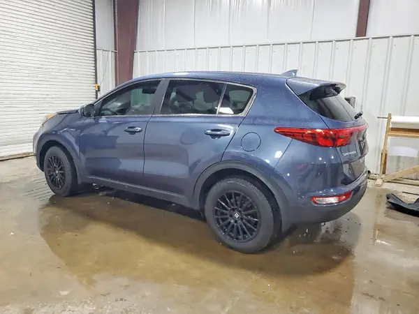 KNDPMCAC5J7379969 2018 KIA SPORTAGE - Image 2