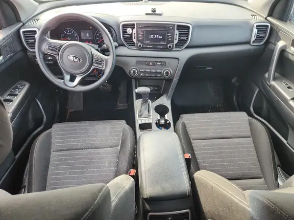 KNDPMCAC5J7403106 2018 KIA SPORTAGE - Image 8