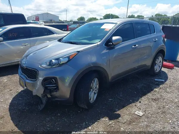 KNDPMCAC5J7419533 2018 KIA SPORTAGE - Image 2
