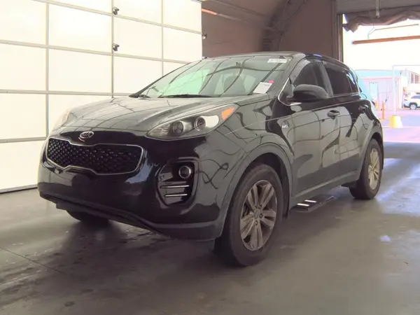KNDPMCAC5J7435926 2018 KIA SPORTAGE - Image 2