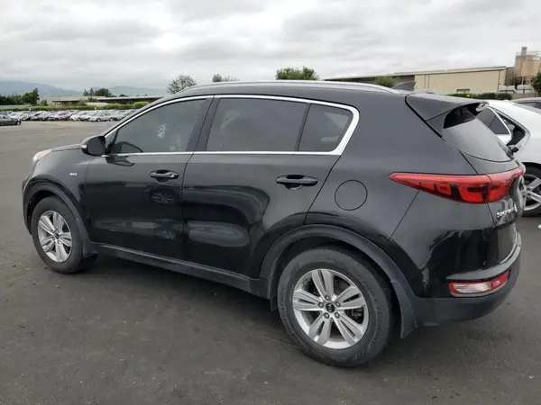 KNDPMCAC5J7438227 2018 KIA SPORTAGE - Image 2