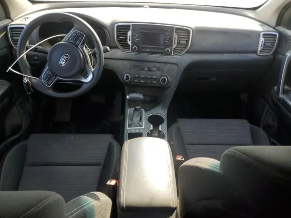 KNDPMCAC5J7444285 2018 KIA SPORTAGE - Image 8