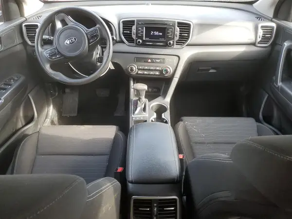 KNDPMCAC5J7444500 2018 KIA SPORTAGE - Image 8