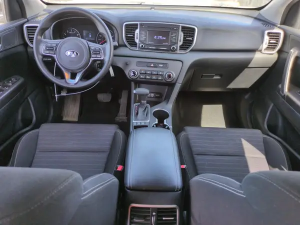 KNDPMCAC5J7447719 2018 KIA SPORTAGE - Image 8