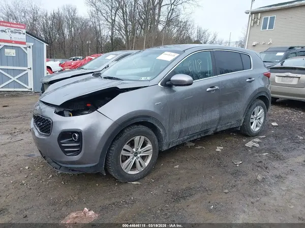 KNDPMCAC5J7448224 2018 KIA SPORTAGE - Image 2