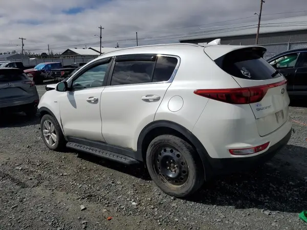 KNDPMCAC5J7452452 2018 KIA SPORTAGE - Image 2