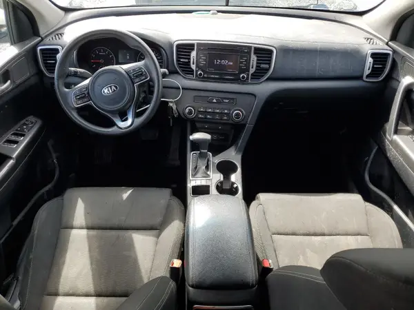 KNDPMCAC5J7452452 2018 KIA SPORTAGE - Image 8