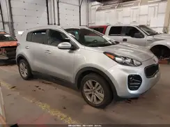 KNDPMCAC5J7464522 2018 KIA SPORTAGE
