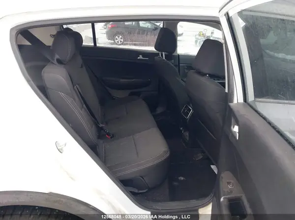 KNDPMCAC5J7485189 2018 KIA SPORTAGE - Image 8