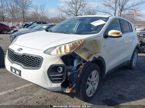 KNDPMCAC5K7502025 2019 KIA SPORTAGE - Image 2