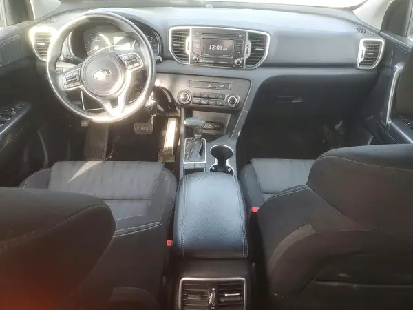 KNDPMCAC5K7513526 2019 KIA SPORTAGE - Image 8
