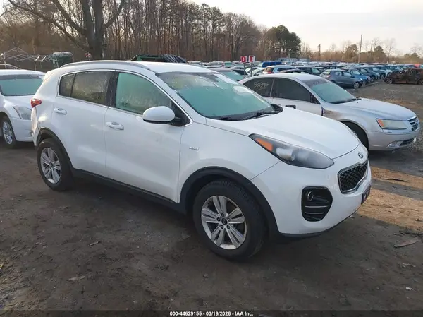 KNDPMCAC5K7515521 2019 KIA SPORTAGE - Image 1