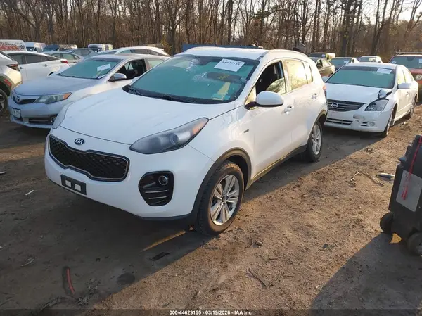 KNDPMCAC5K7515521 2019 KIA SPORTAGE - Image 2