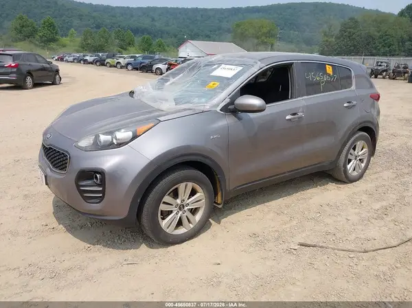 KNDPMCAC5K7527068 2019 KIA SPORTAGE - Image 2