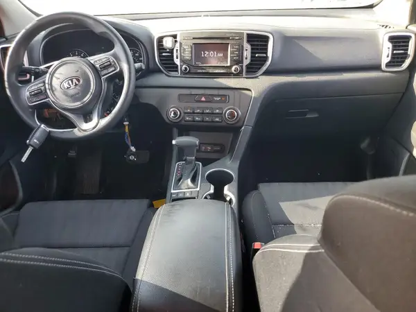 KNDPMCAC5K7529368 2019 KIA SPORTAGE - Image 8