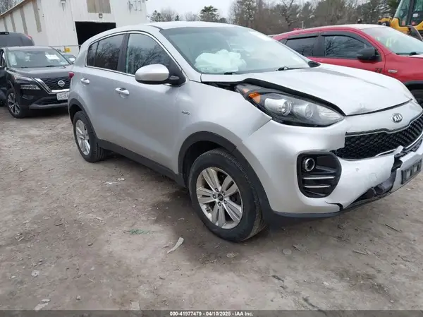 KNDPMCAC5K7531976 2019 KIA SPORTAGE - Image 1